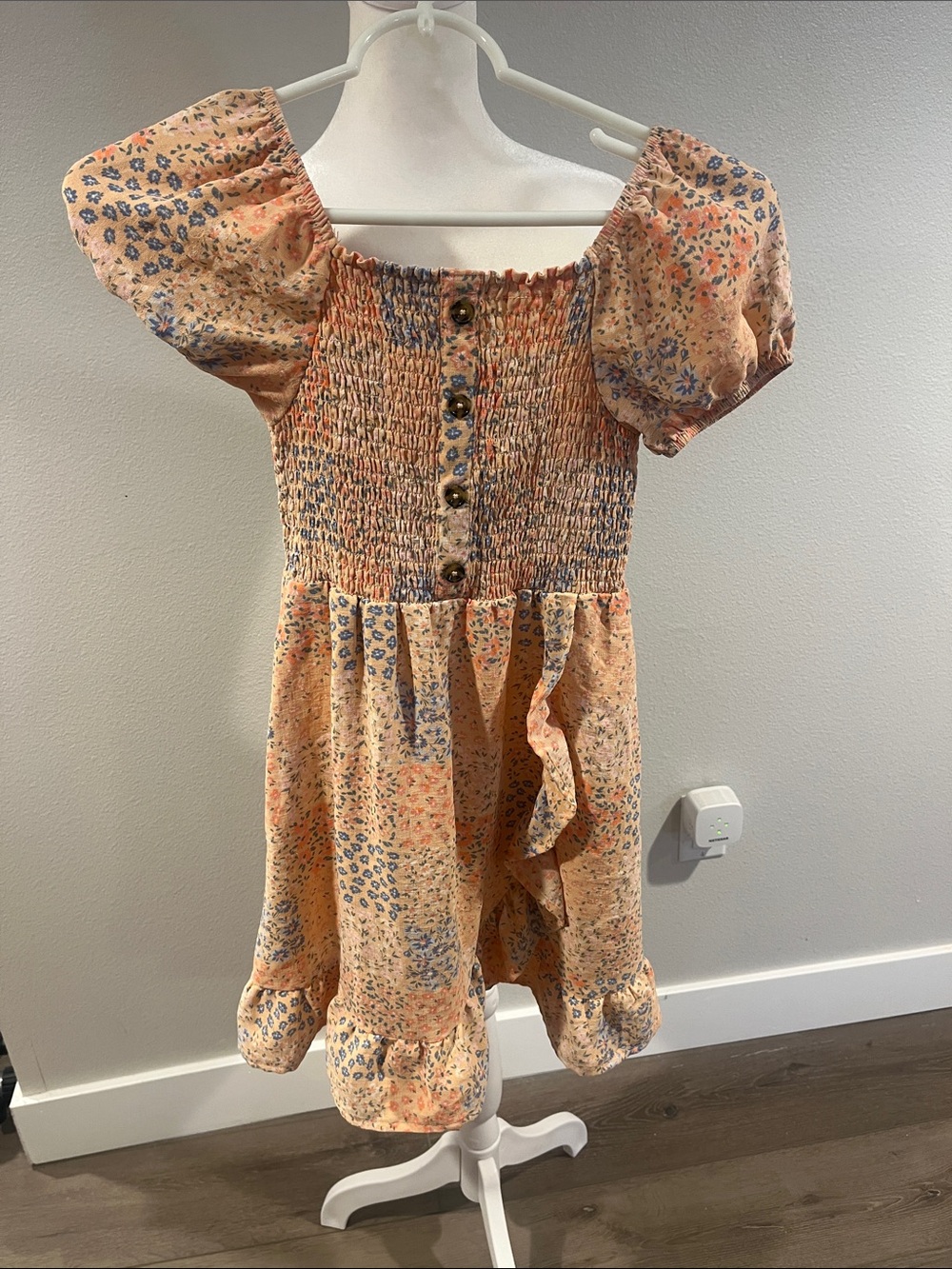 wonder nation Peach Floral Smocked Puff-Sleeve Dress
